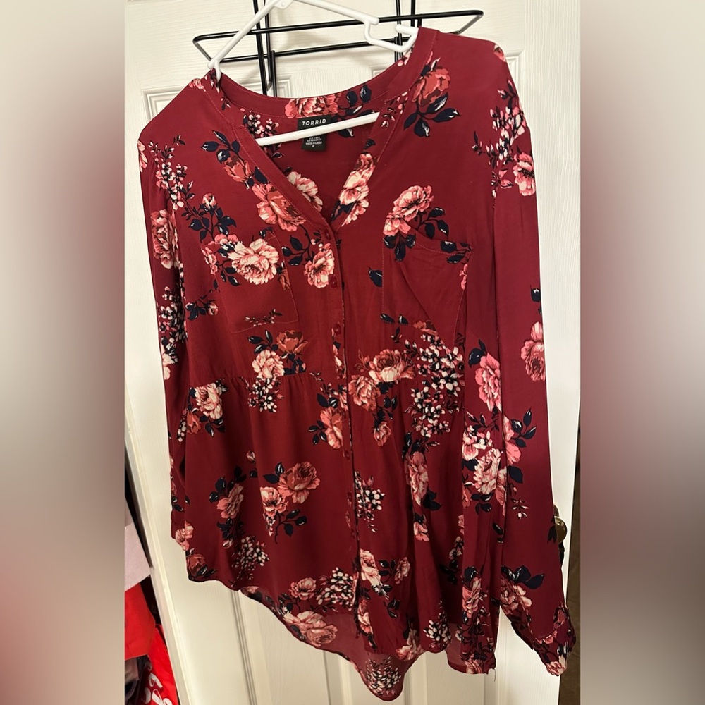 Torrid Babydoll Tunic Length Floral Shirt - Size 0
